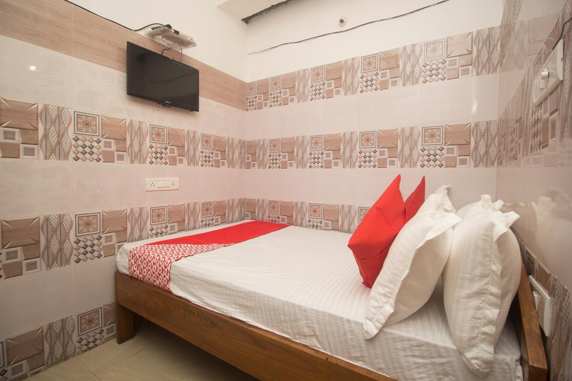Super Hotel O Kshounish Residency Māldah Exterior foto